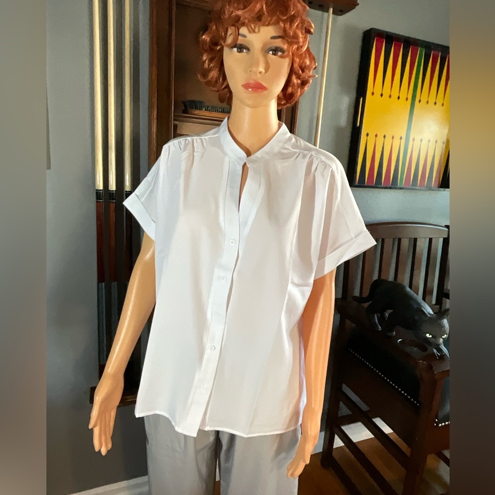 NWT White blouse